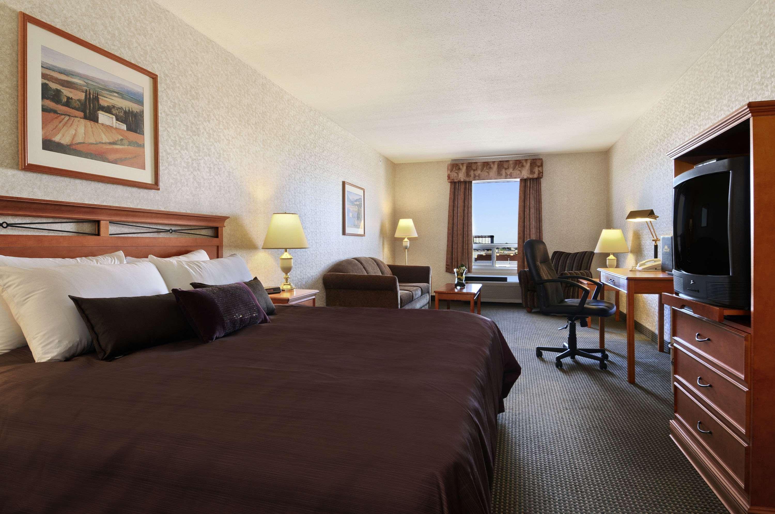 Days Inn By Wyndham Saskatoon Dış mekan fotoğraf